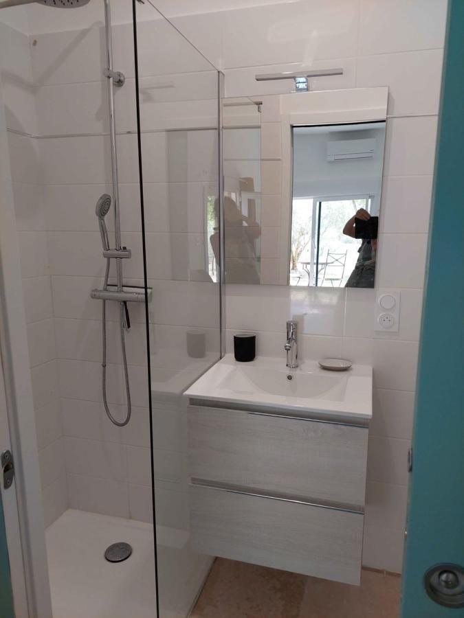 Apartamento L'Etang Des Cigales Uchaux Exterior foto