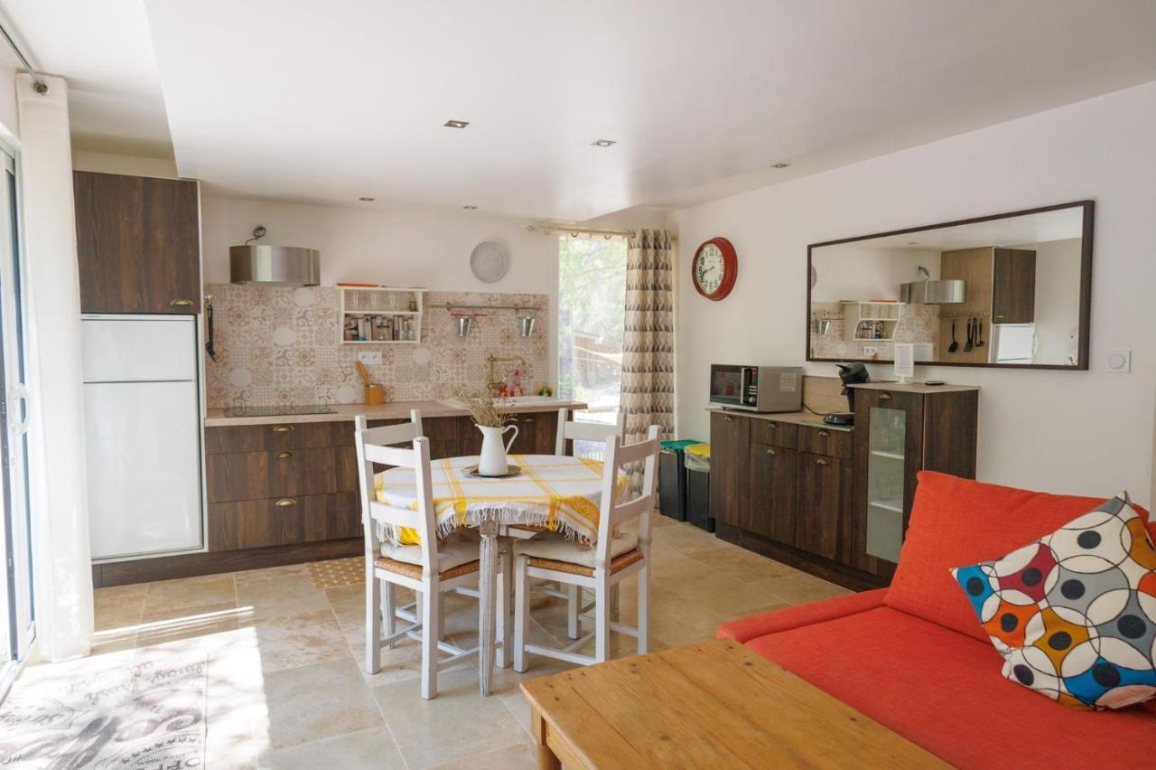 Apartamento L'Etang Des Cigales Uchaux Exterior foto