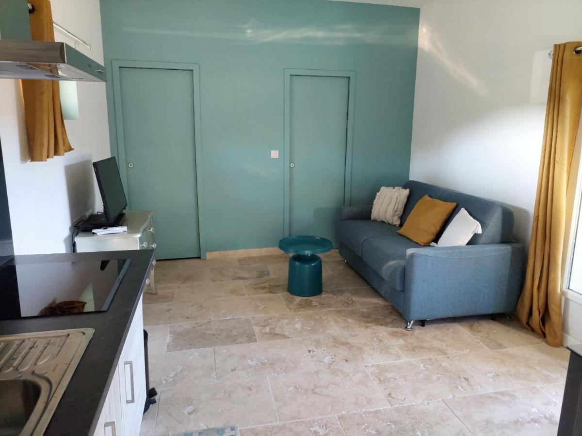 Apartamento L'Etang Des Cigales Uchaux Exterior foto